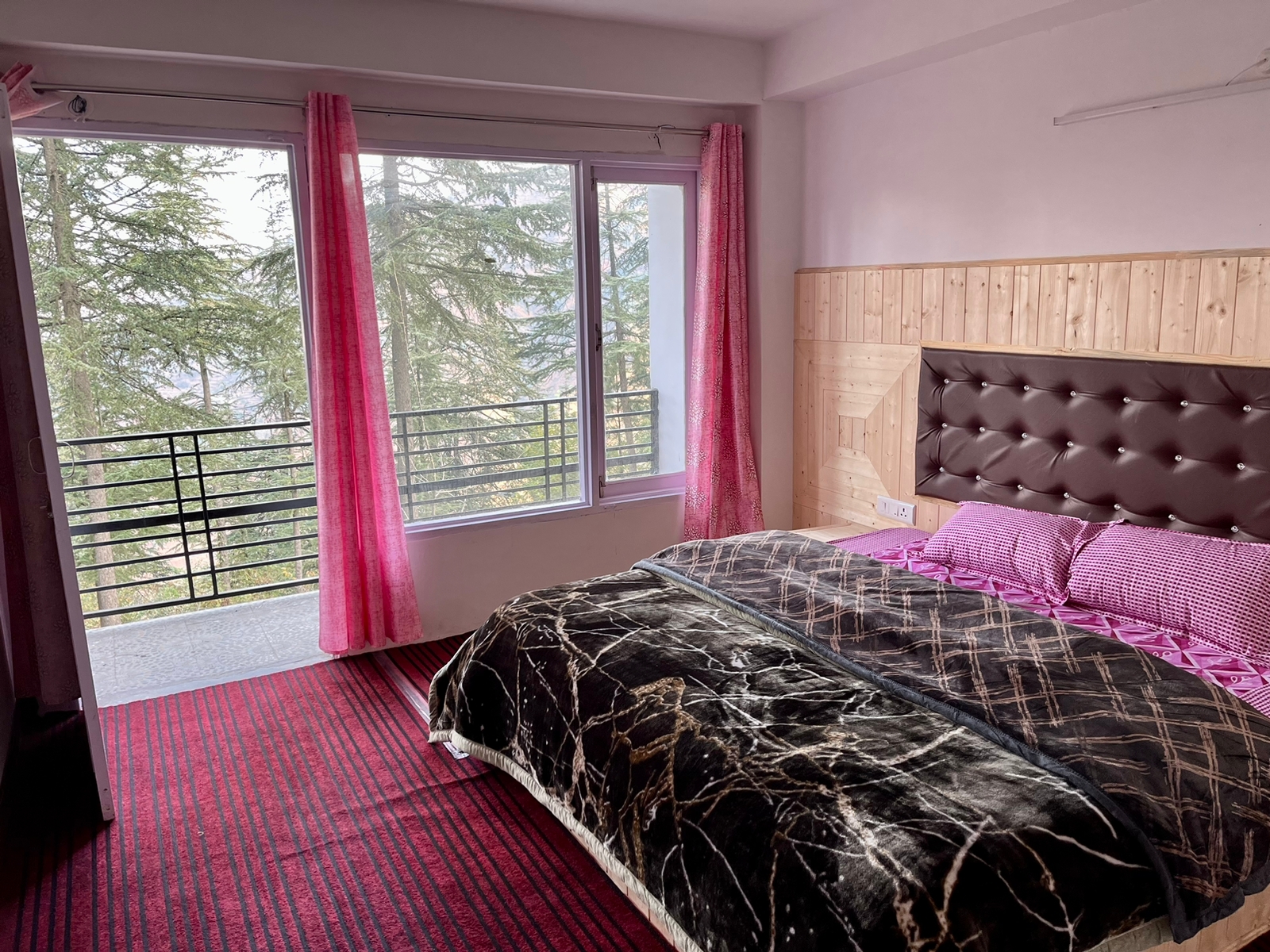 KUMHARSAIN VALLEY HOME STAY | DELUXE